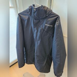 Columbia Men's Dark Blue Performance Winter Jacket.